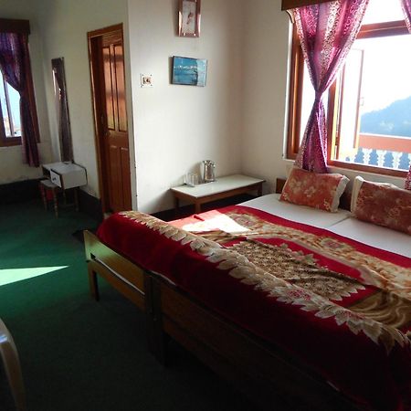 Hotel View Point Pelling Room photo