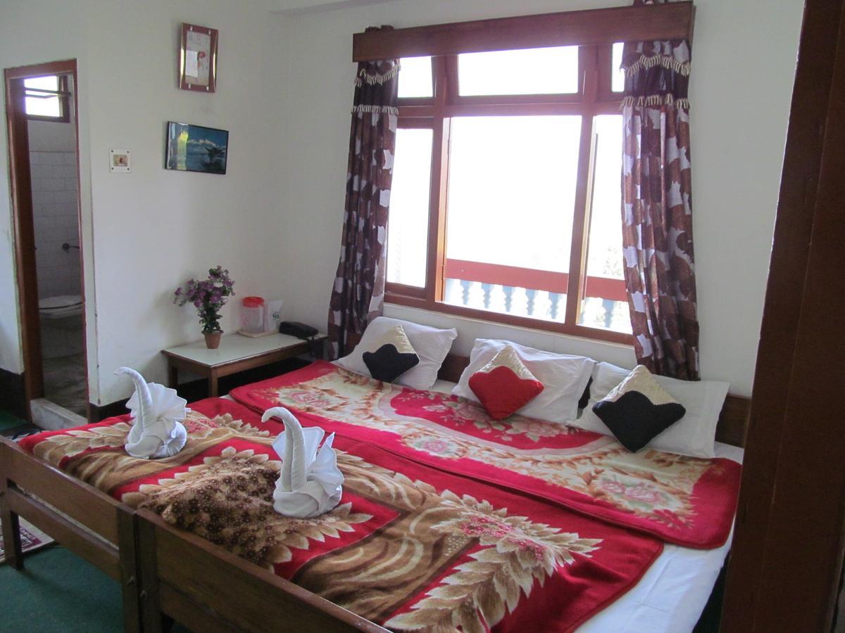 Hotel View Point Pelling Exterior photo